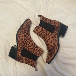 A New Day Leopard booties